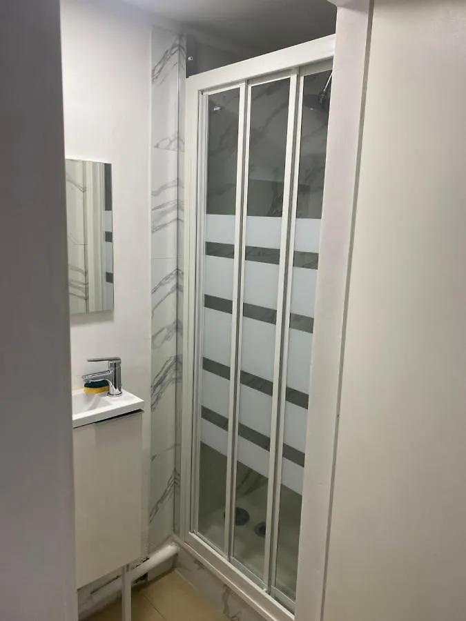 Apartamento Independiente En Sant Cugat Del Valles Con Piscina Apartment 0*,  Spain
