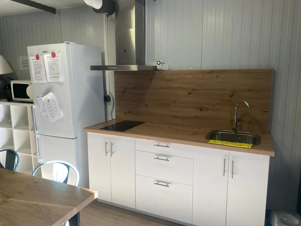 Homestay Apartamento Independiente En Sant Cugat Del Valles Con Piscina Apartment